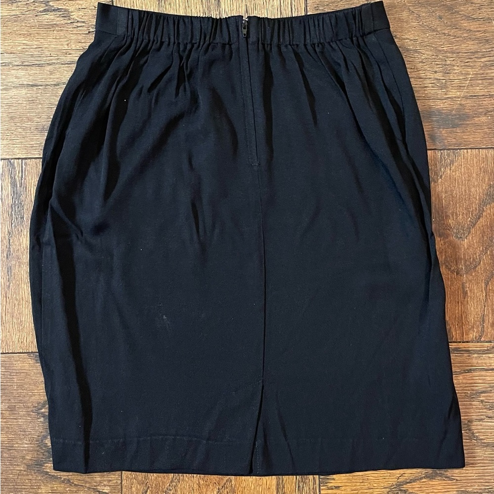 Lew Magram Collection 2-piece black skirt suit - Picture 6 of 6